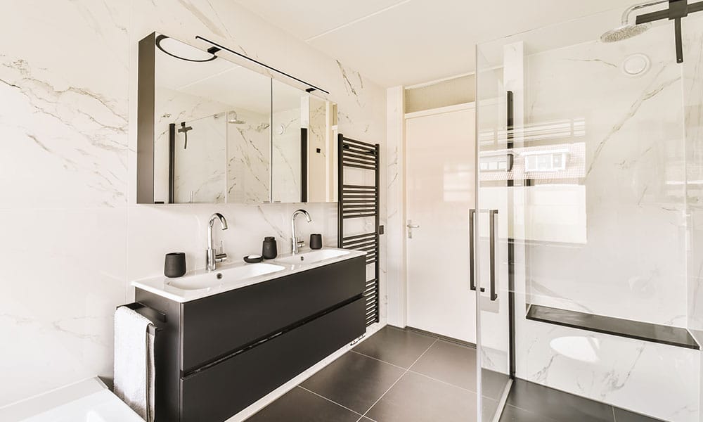 Ristrutturazione Edile rifacimento bagni e cucine - Servizi - Privolizzi Impianti srl